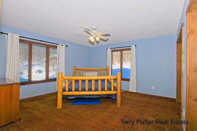 2291 20 Mile Road, Kent City, MI 49330