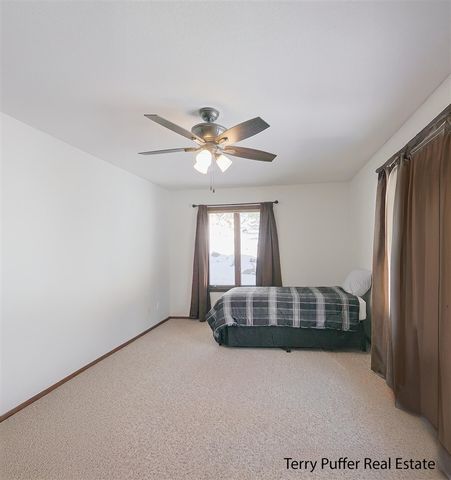 2291 20 Mile Road, Kent City, MI 49330