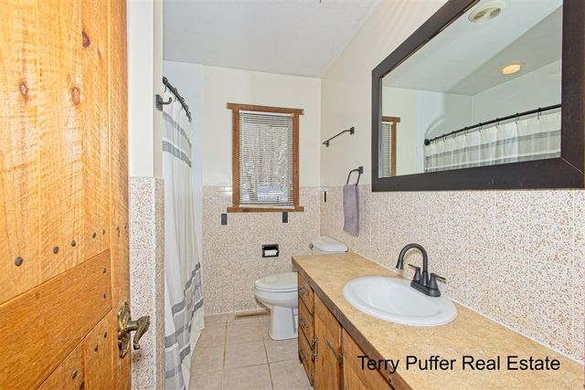 2291 20 Mile Road, Kent City, MI 49330