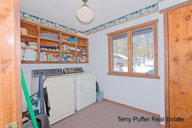 2291 20 Mile Road, Kent City, MI 49330