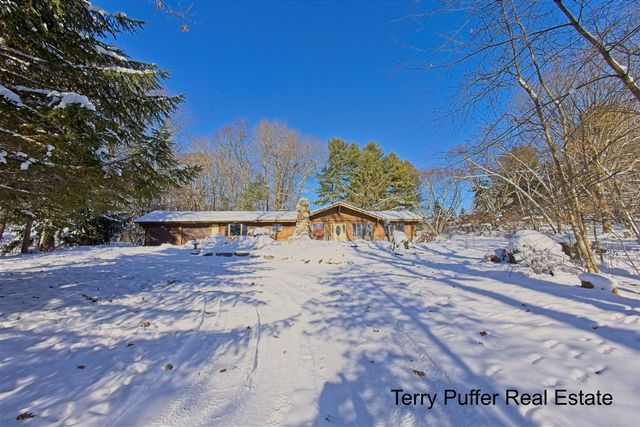 2291 20 Mile Road, Kent City, MI 49330