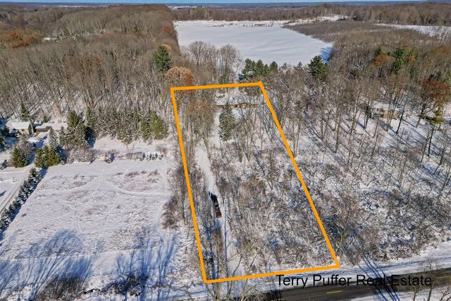 2291 20 Mile Road, Kent City, MI 49330