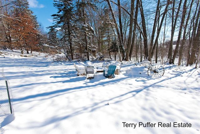 2291 20 Mile Road, Kent City, MI 49330