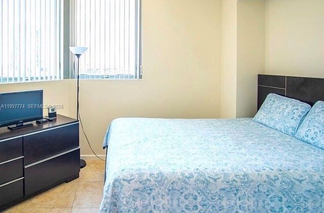 9066 SW 73rd Ct 806, Miami, FL 33156