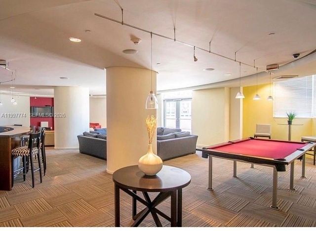 9066 SW 73rd Ct 806, Miami, FL 33156