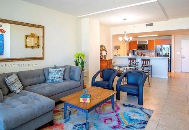 9066 SW 73rd Ct 806, Miami, FL 33156