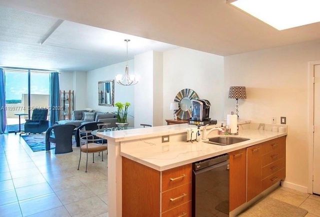 9066 SW 73rd Ct 806, Miami, FL 33156