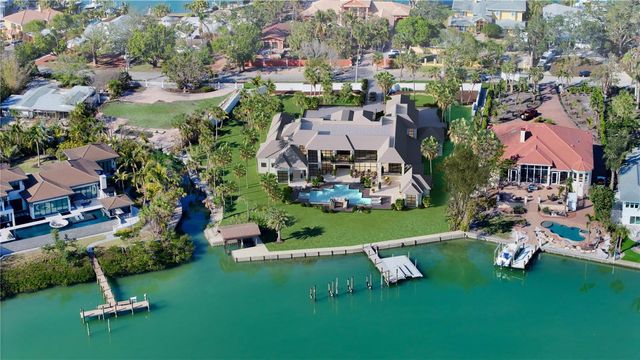 684 FREELING DRIVE, Sarasota, FL 34242