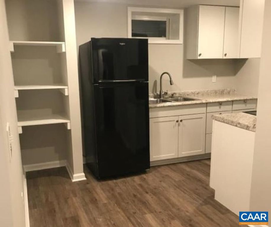 1210 Agnese St # B, Charlottesville, VA 22901