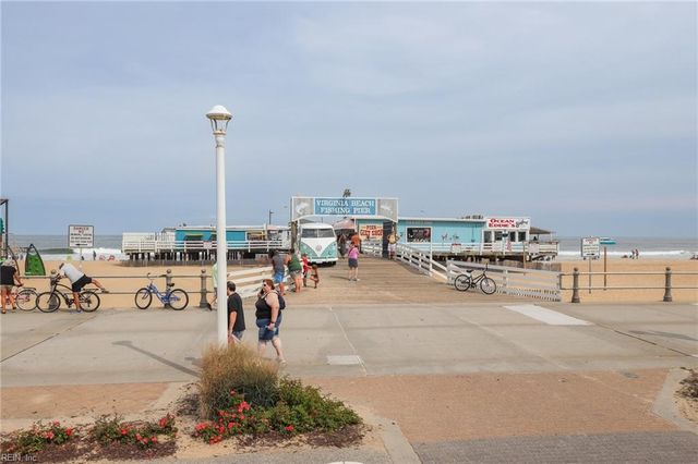 315 15th St Apt 6, Virginia Beach, VA 23451
