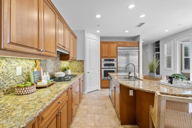4082 Farralon Way, Oxnard, CA 93035