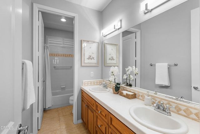 4082 Farralon Way, Oxnard, CA 93035