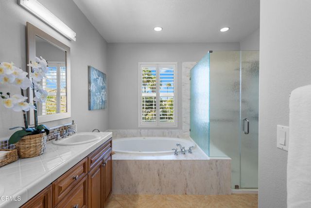 4082 Farralon Way, Oxnard, CA 93035