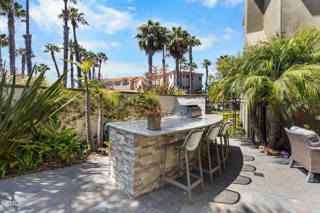 4082 Farralon Way, Oxnard, CA 93035