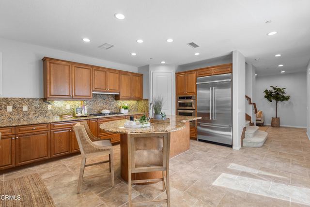 4082 Farralon Way, Oxnard, CA 93035