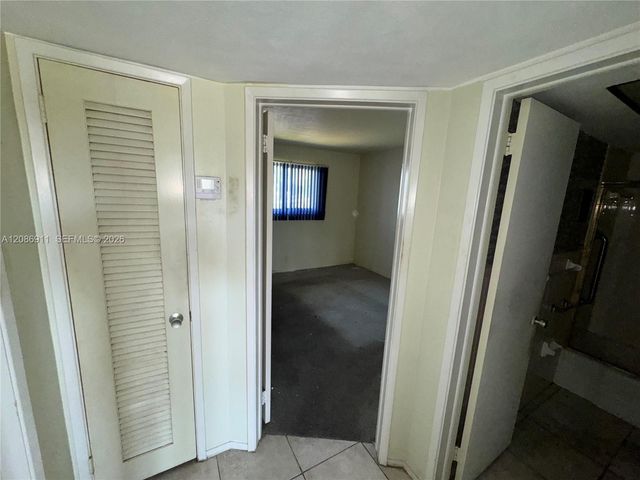 1401 SE 7th Avenue 15, Pompano Beach, FL 33060