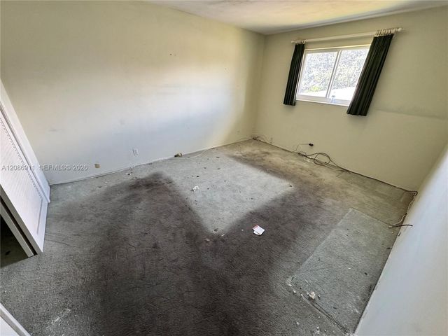 1401 SE 7th Avenue 15, Pompano Beach, FL 33060