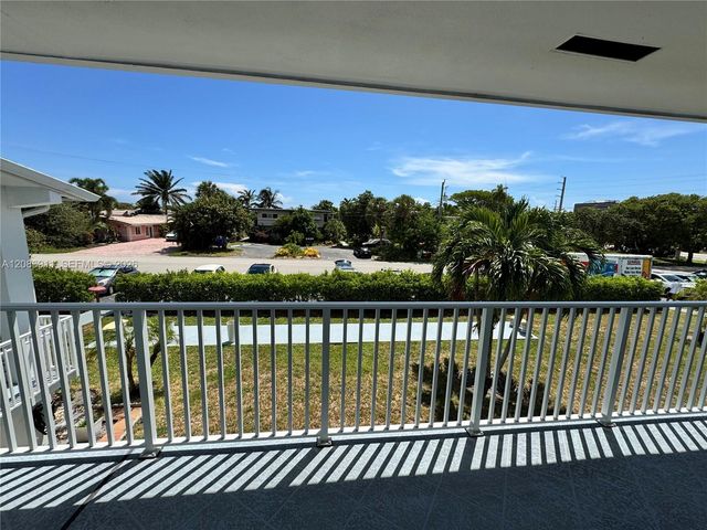 1401 SE 7th Avenue 15, Pompano Beach, FL 33060