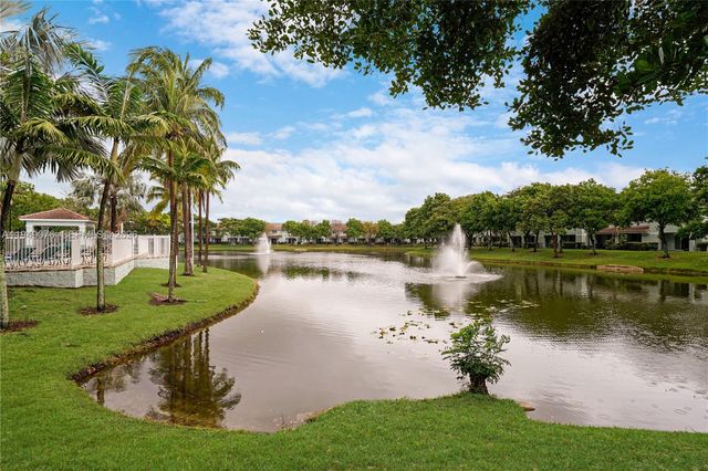 3533 Sonoma Dr, Riviera Beach, FL 33404