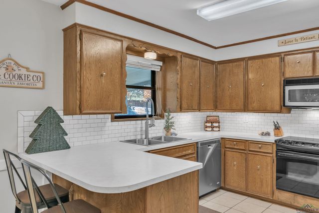 341 Forest Lake, Longview, TX 75605