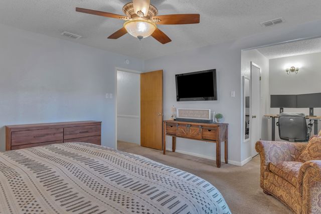 341 Forest Lake, Longview, TX 75605