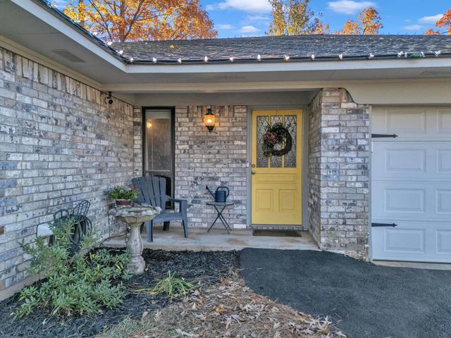 341 Forest Lake, Longview, TX 75605