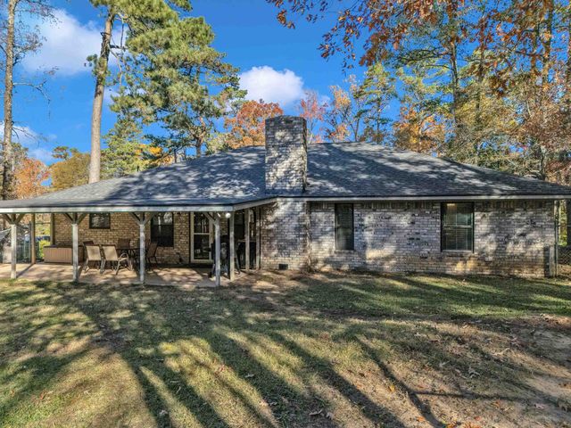 341 Forest Lake, Longview, TX 75605
