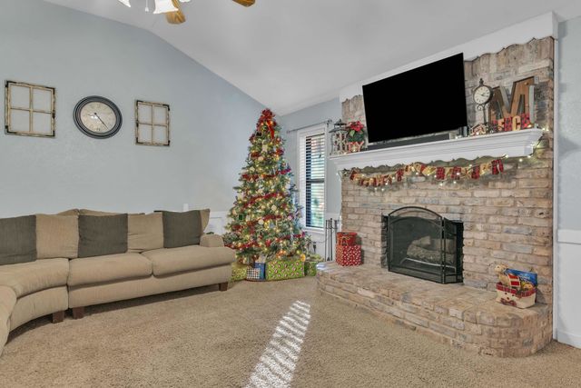 341 Forest Lake, Longview, TX 75605