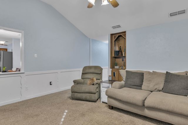 341 Forest Lake, Longview, TX 75605