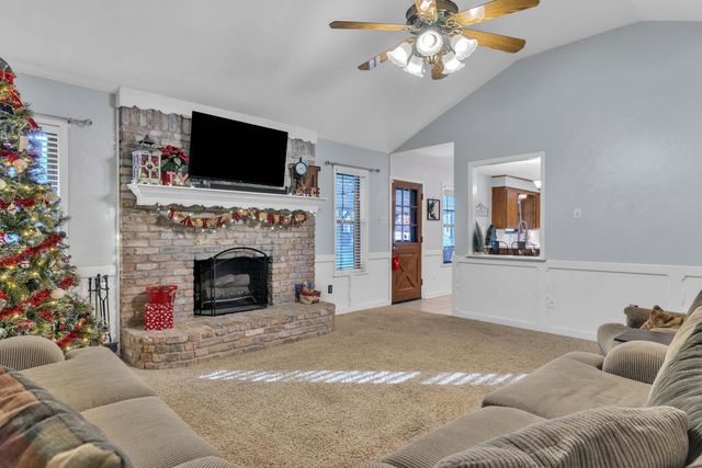 341 Forest Lake, Longview, TX 75605