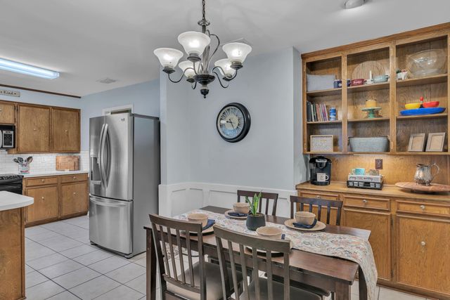 341 Forest Lake, Longview, TX 75605