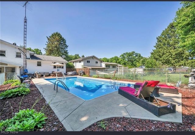 5235 Nave Street SW, Canton, OH 44706