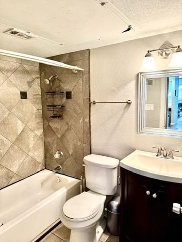 2301 Basil Drive F214, Arlington, TX 76006