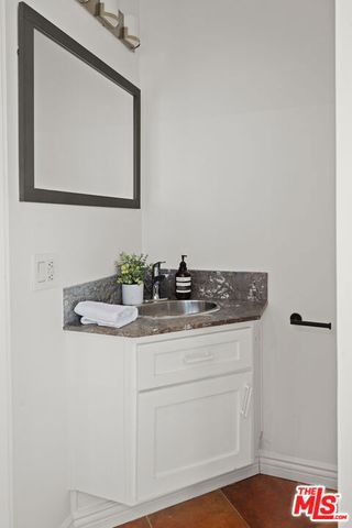 2500 Abbot Kinney Boulevard 7, Venice, CA 90291