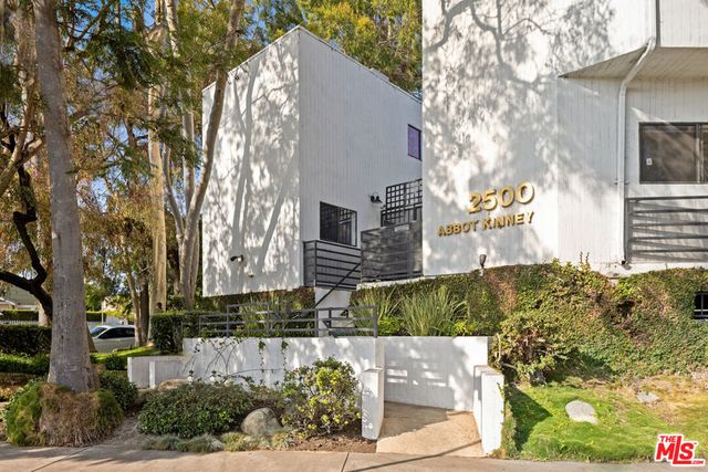 2500 Abbot Kinney Boulevard 7, Venice, CA 90291