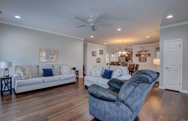 291 Mountain Terrace Circle, Maumelle, AR 72113