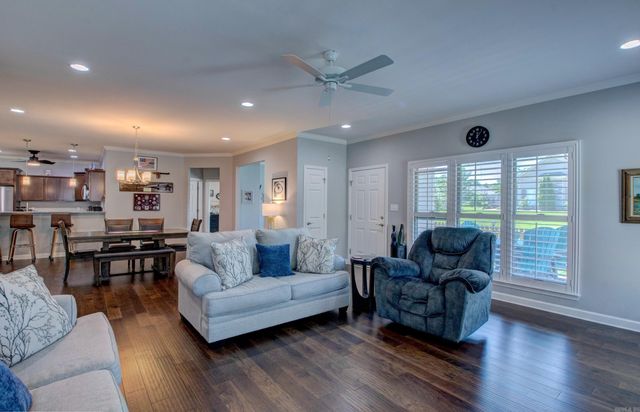 291 Mountain Terrace Circle, Maumelle, AR 72113