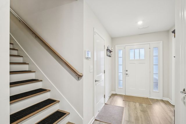 555 High Echelon Cir, Smyrna, TN 37167