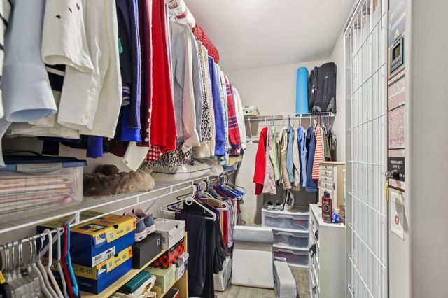 555 High Echelon Cir, Smyrna, TN 37167