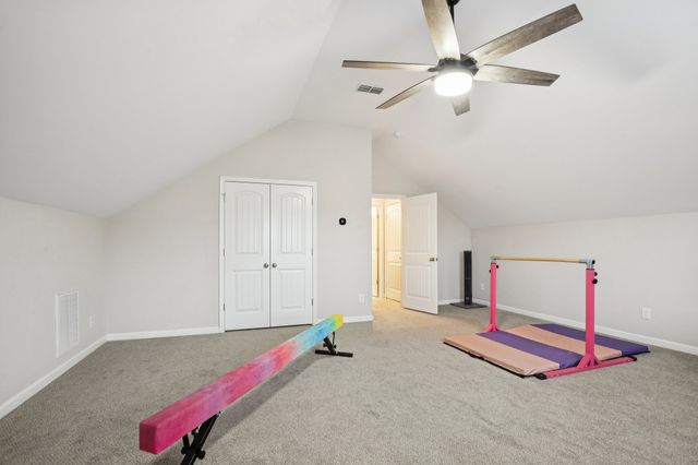 555 High Echelon Cir, Smyrna, TN 37167