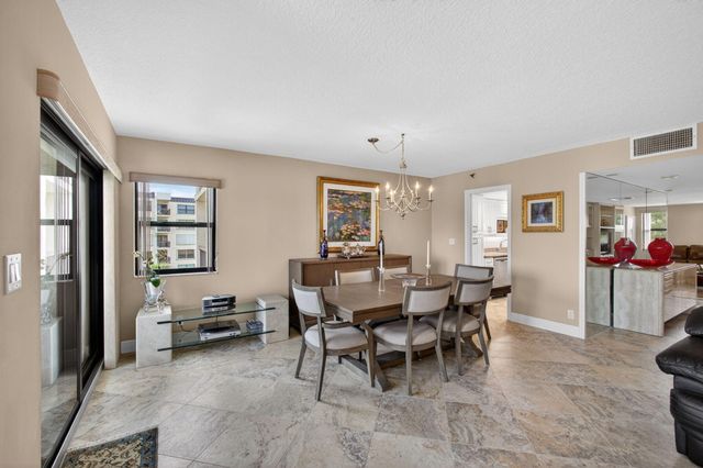 364 Golfview Road 506, North Palm Beach, FL 33408