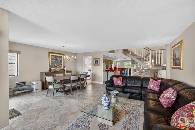 364 Golfview Road 506, North Palm Beach, FL 33408