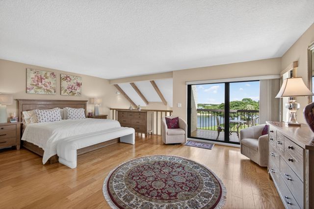 364 Golfview Road 506, North Palm Beach, FL 33408