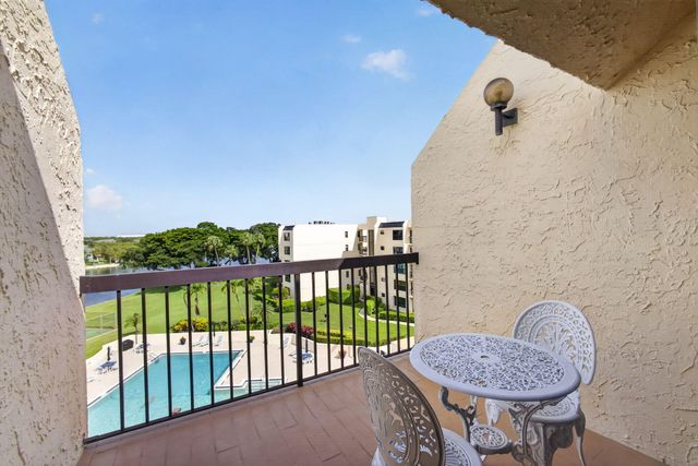 364 Golfview Road 506, North Palm Beach, FL 33408