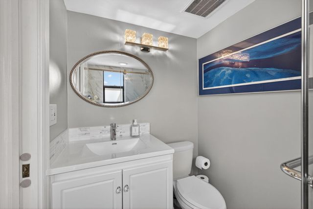 364 Golfview Road 506, North Palm Beach, FL 33408