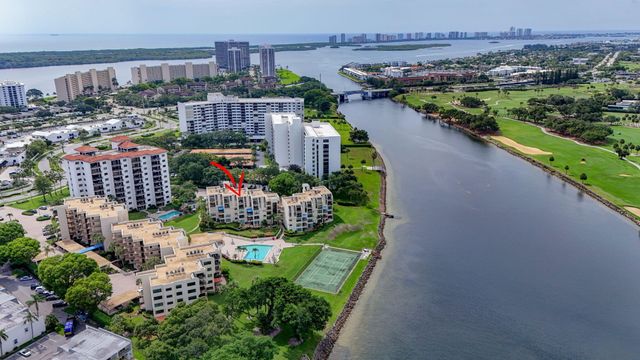 364 Golfview Road 506, North Palm Beach, FL 33408