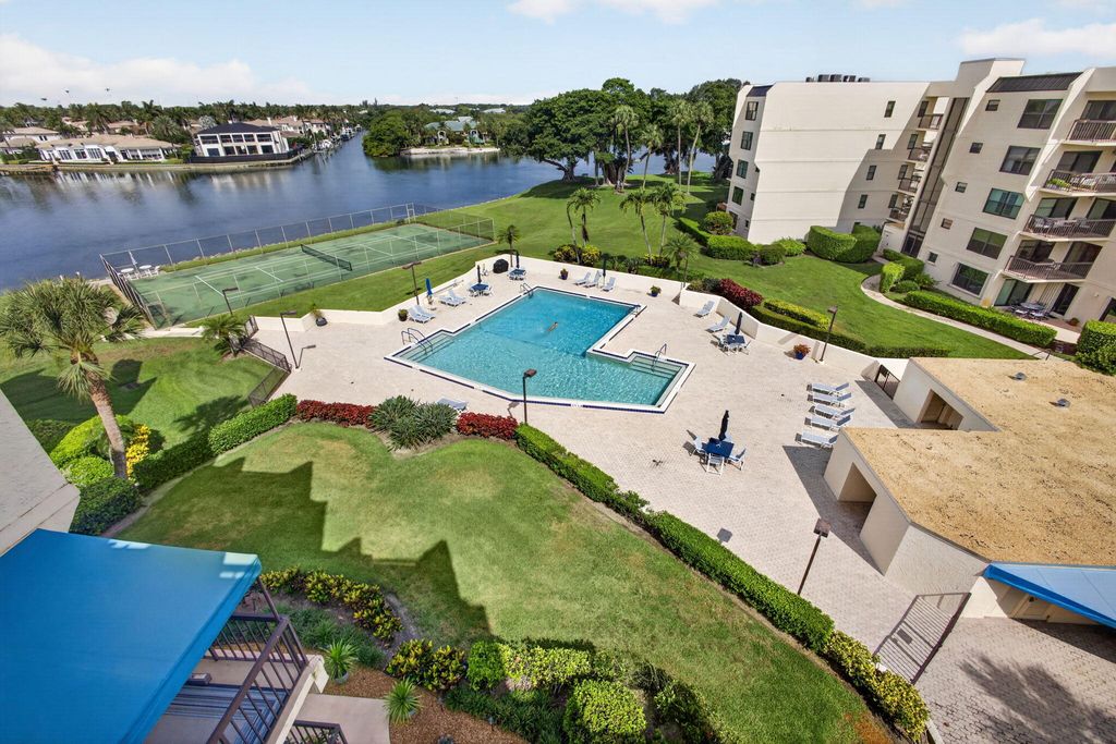 364 Golfview Road 506, North Palm Beach, FL 33408