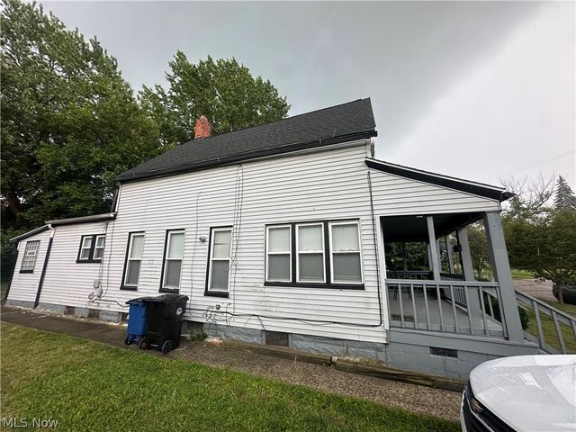 875 E 154th Street, Cleveland, OH 44110