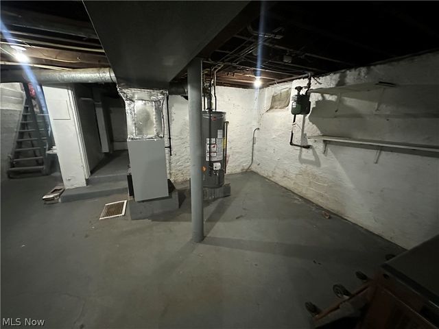 875 E 154th Street, Cleveland, OH 44110