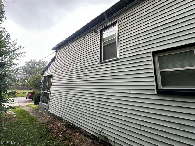 875 E 154th Street, Cleveland, OH 44110